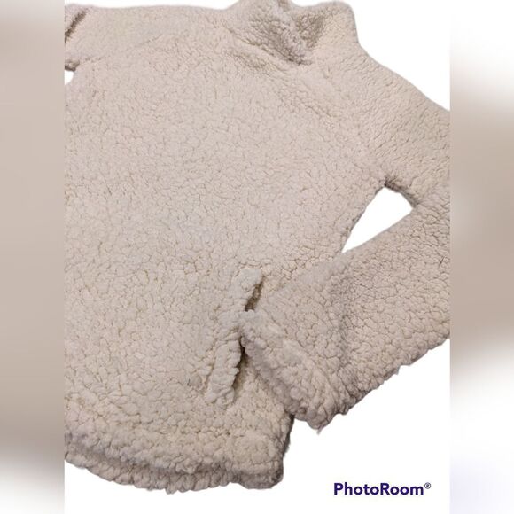 Balance Collection Sherpa‎ Pullover Sweatshirt Ivory/White Women's Small Fuzzy - Picture 8 of 9